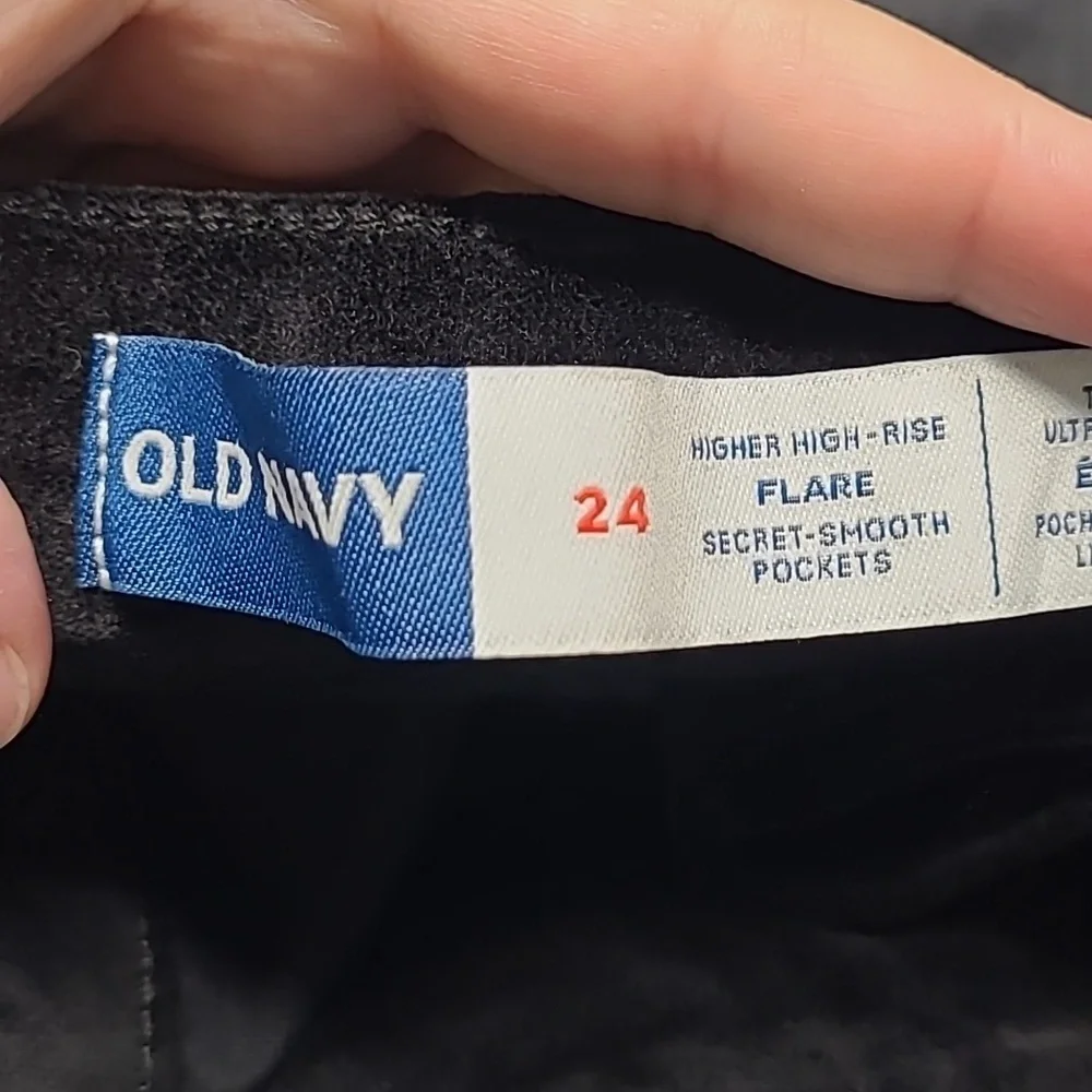 Old Navy Black Velvet Higher High Rise Flare Jeans - Picture 6 of 8